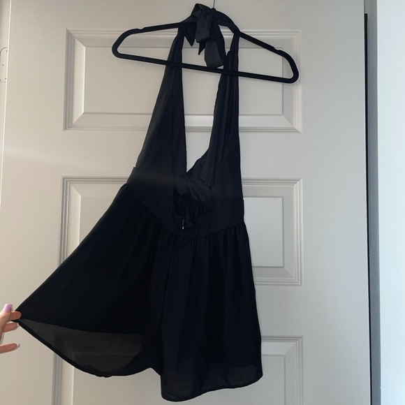 Black Backless Halter Mini Romper - Picture 2 of 2